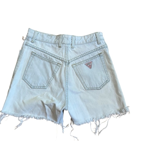 Guess Jeans High Waisted 90s Classic Light Wash Denim Jean Shorts - Picture 2 of 4